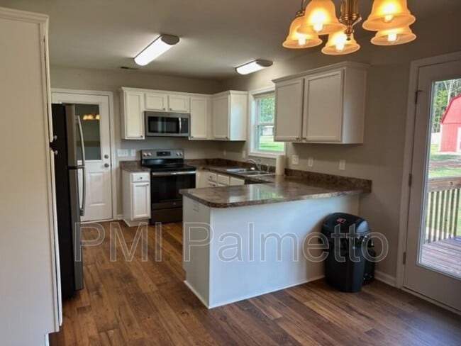 Photo - 753 Murray Lindler Rd