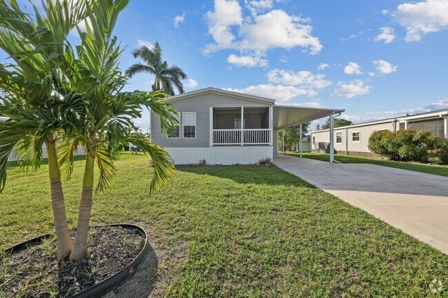 Building Photo - 1747 Beverly Dr Rental