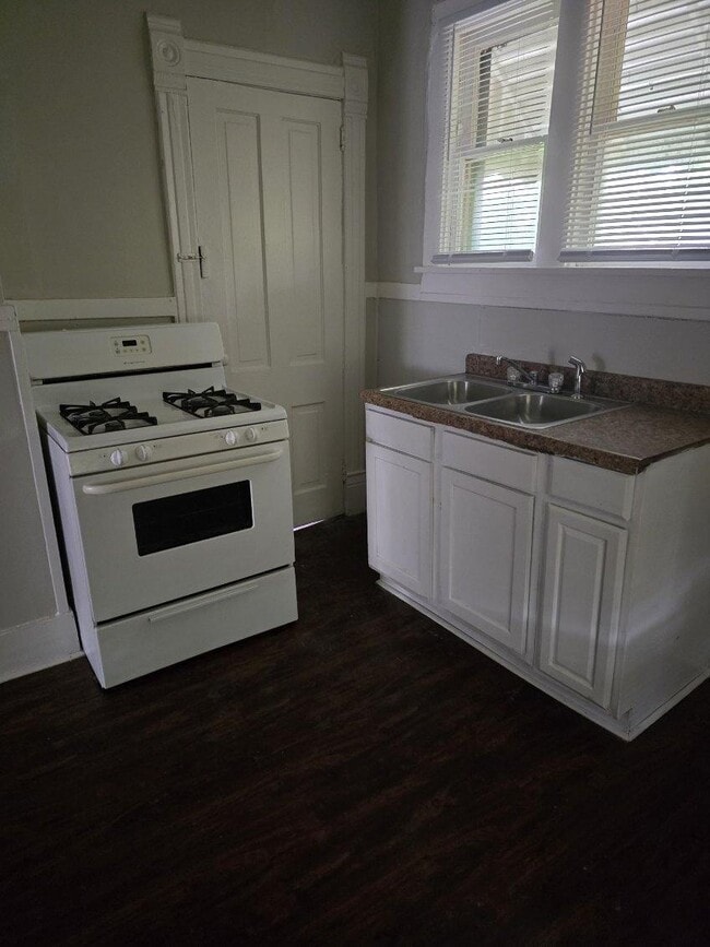 Photo - 816 W Virginia Ave