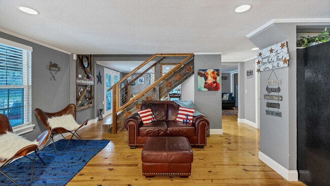 Photo - 316 Jacobs Creek Park Rd Apartment Unit ID1351235P