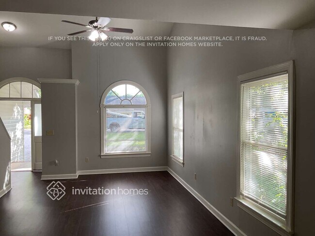 Photo - 3725 Oakwood Rd