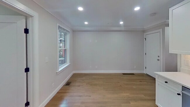 Photo - 12 Lopez Ave Unit 1