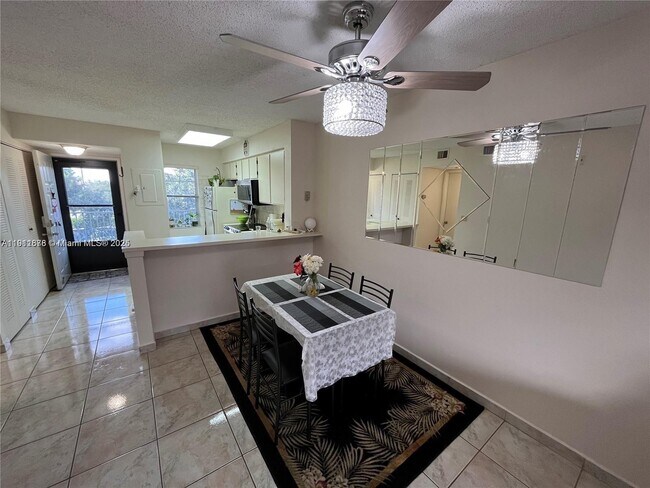 Photo - 2230 N Cypress Bend Dr Unit 309