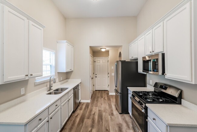 Photo - 85 Stone Commons Way