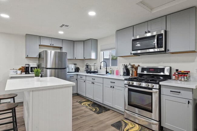 Photo - 4009 W Grant St Unidad SI ID1244351P