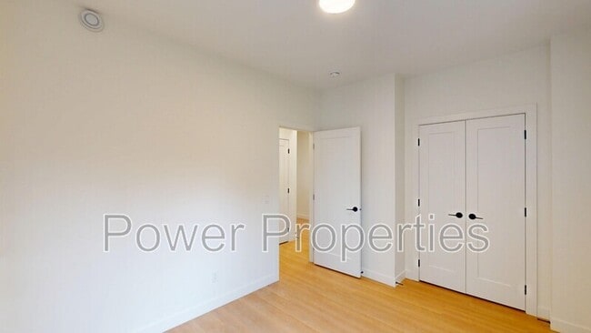 Photo - 1336-1010 10 Ave SE