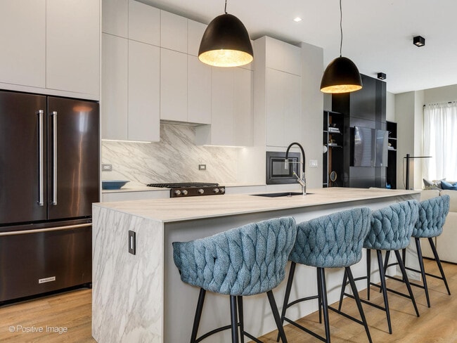 Photo - 3205 N Kildare Ave