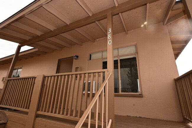 Building Photo - 380 N 13th St Rental