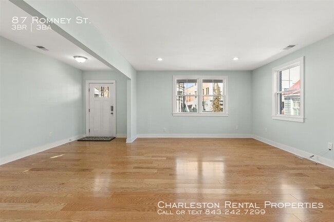Photo - 87 Romney St