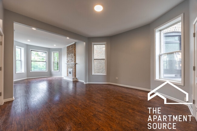 Building Photo - 1711 N Kedzie Ave Unit 2 Rental