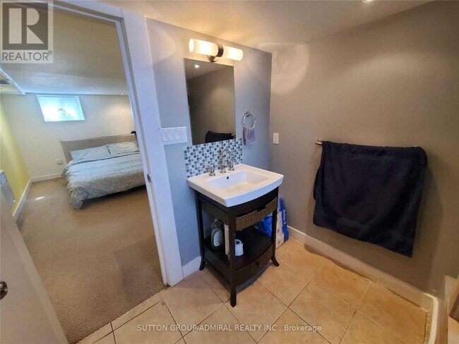 Photo - 31 Gilpin Ave