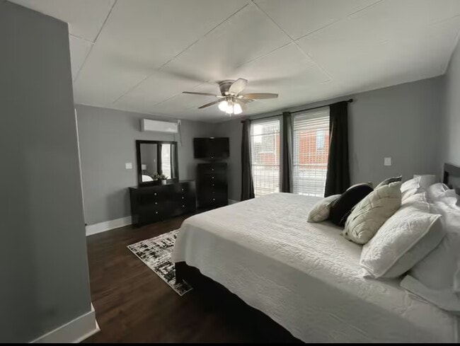 Photo - 4201 Irvington Blvd