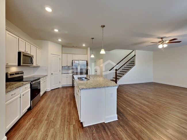 Photo - 5121 Jack Byrnes Dr