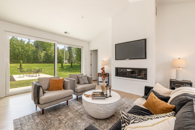 Photo - 1188 Harmony Ct