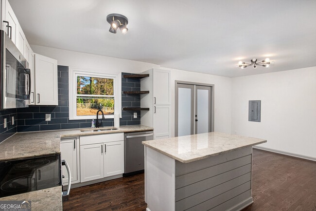 Photo - 2105 Fellowship Rd