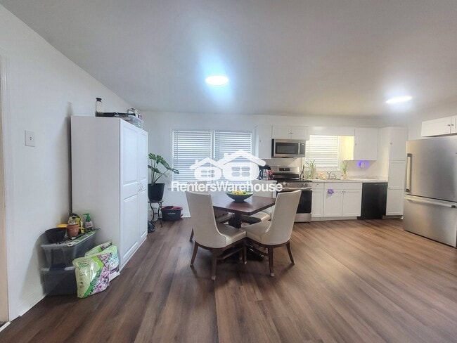 Photo - 7539 Pembrook Ct