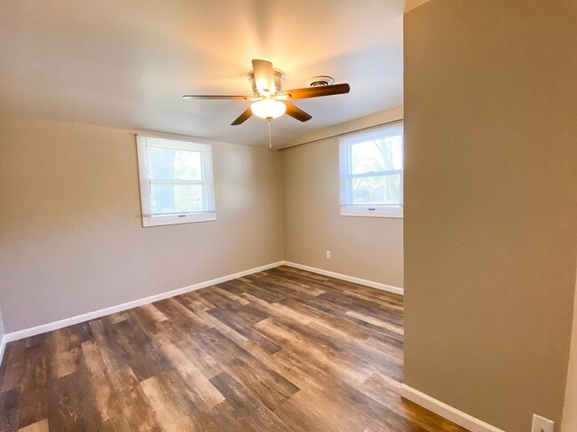 Photo - 1721 Baird St