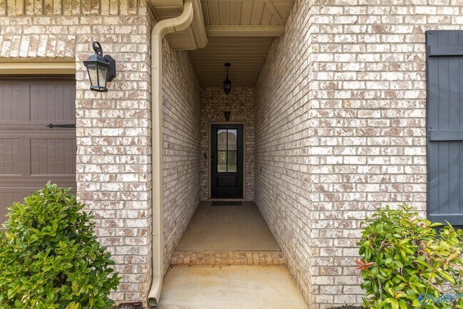 Photo - 122 Princewater Dr