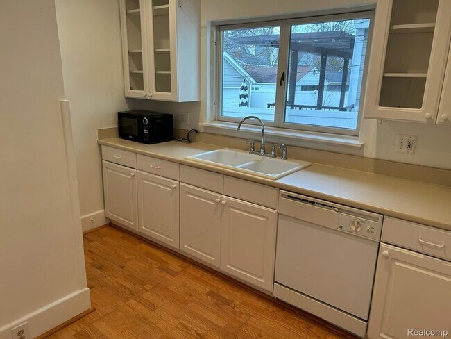 1424 Smith Ave