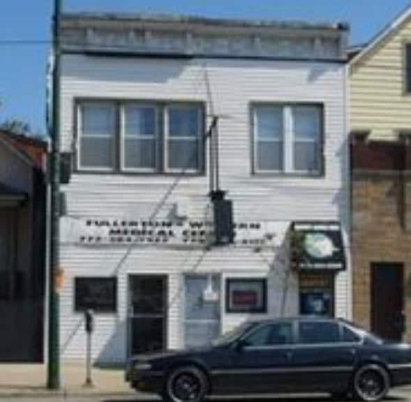 Building Photo - 2414 W Fullerton Ave Unit 2