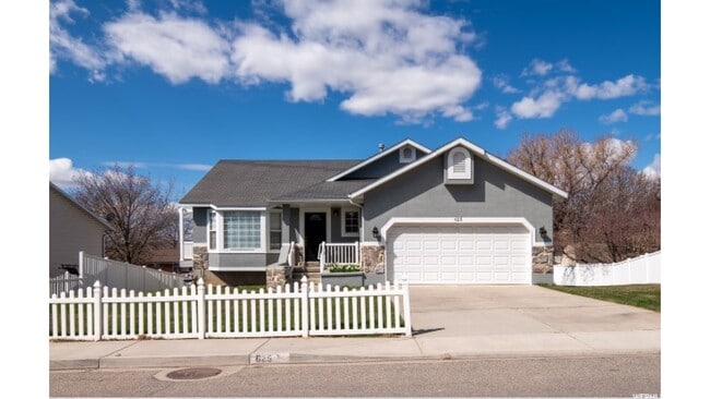 Photo - 625 N 1200 E