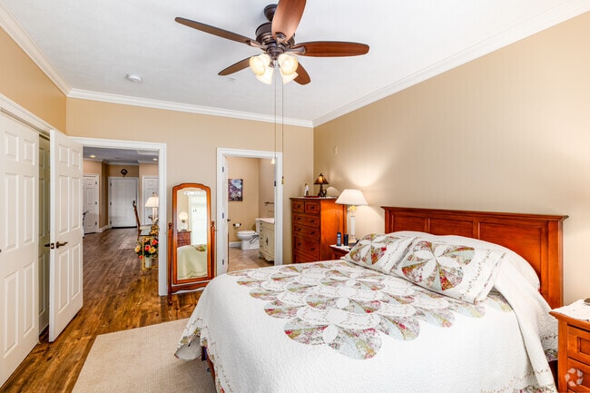 2BR, 2BA - 1,725SF - Bedroom
