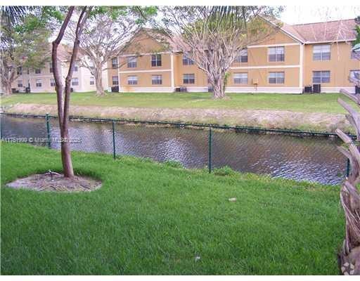 Building Photo - 7900 NW 6th St Unit 102 Rental