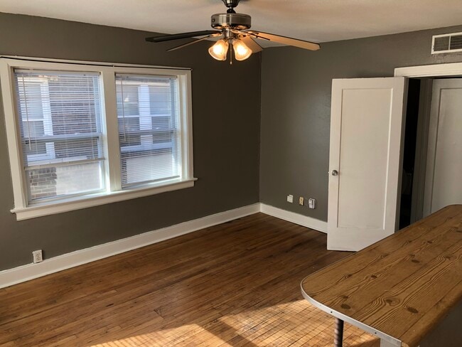 714 W 37th St Unit 12