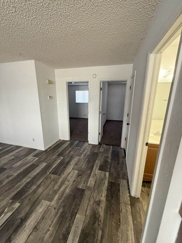 Photo - 107 E Kaw Ave Unit Apt 22