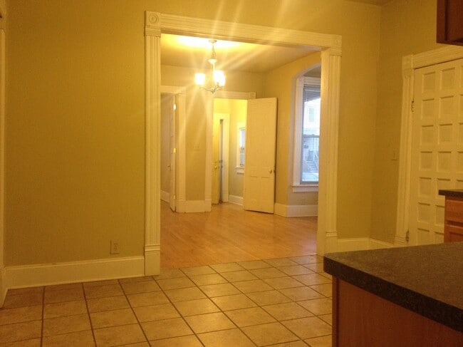 Photo - 2235 S Robinson Ave Unit LOWER