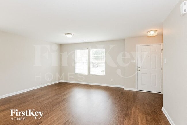 Photo - 1434 Waterlily Lane
