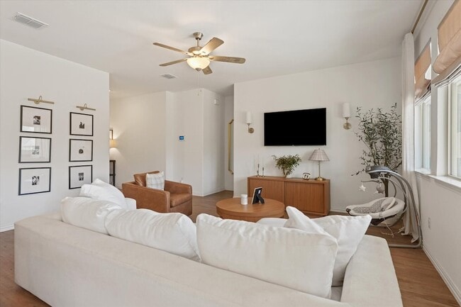 Photo - 5028 Waterway Dr