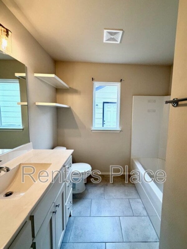 Photo - 1813 E Van Buren St