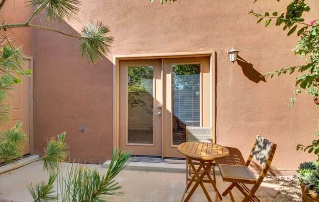 Photo - 2327 Stieglitz Ave SE