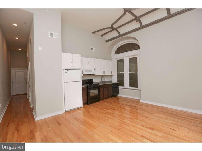 Photo - 2006 Walnut St