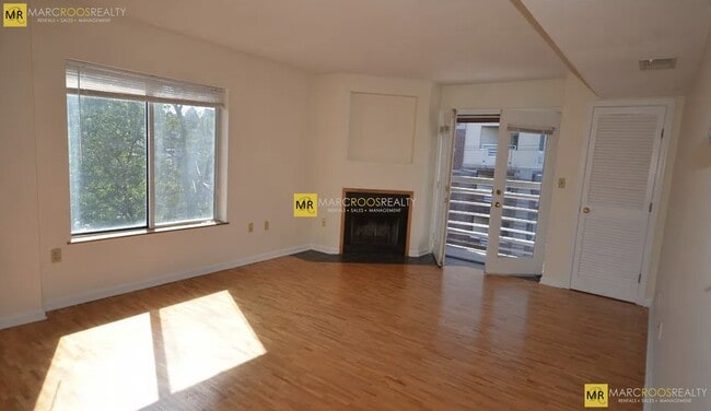 Photo - 571 Franklin St Unit 401