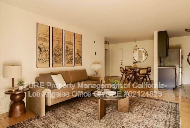 Photo - 5860 Benner St