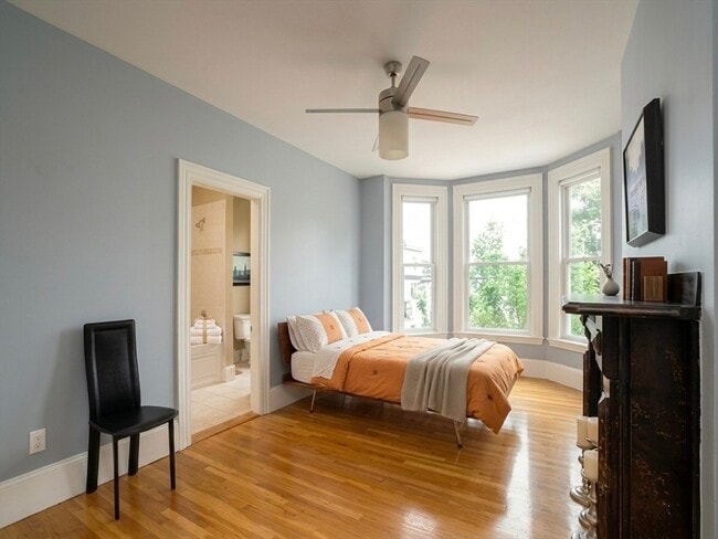 Photo - 271 K St Unit 2