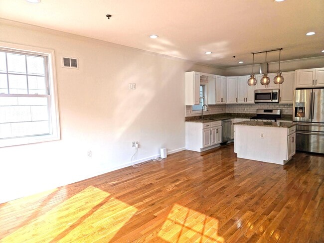 Photo - 189 TERRACE Ave Unidad 1