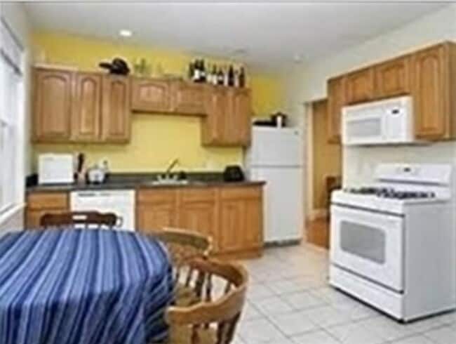 Building Photo - 578 Washington St Unit 1