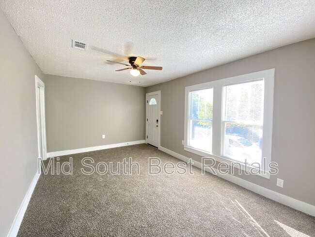 Photo - 8100 W 35th St