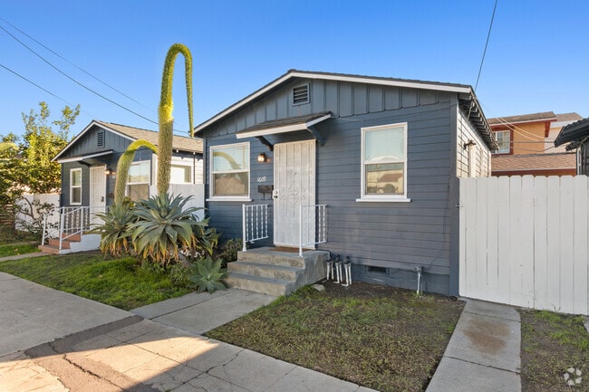Building Photo - 4499 Campus Ave Rental