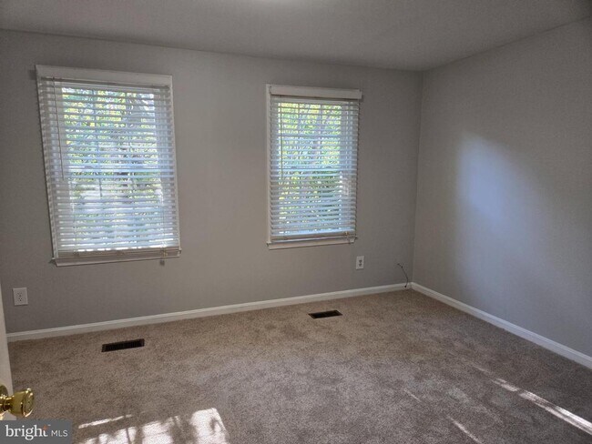 Photo - 20535 Strath Haven Dr