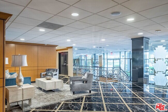 Photo - 100 S Doheny Dr Unit 209