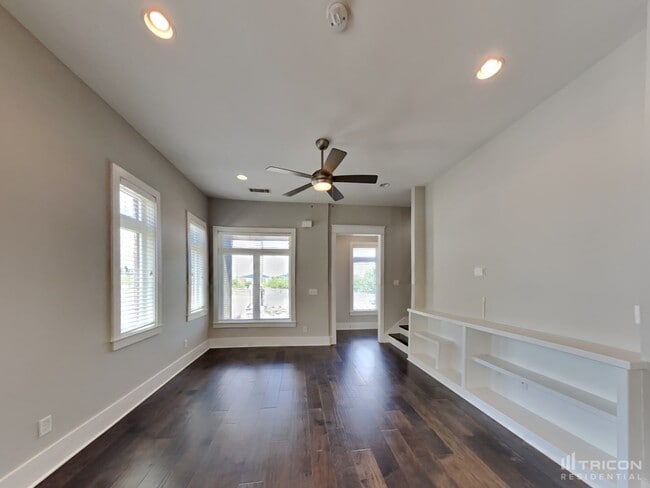 Photo - 6813 Charlotte Pike