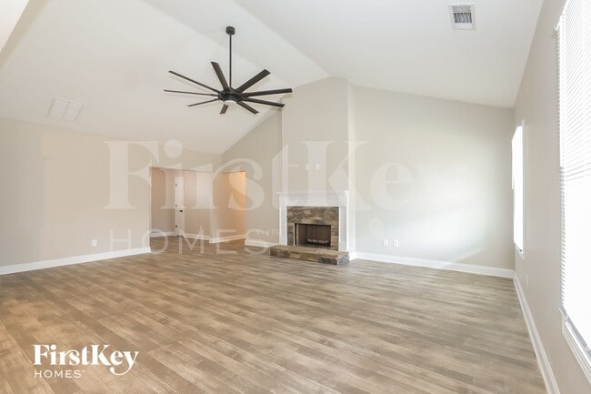 Photo - 1205 Oak Springs Wy