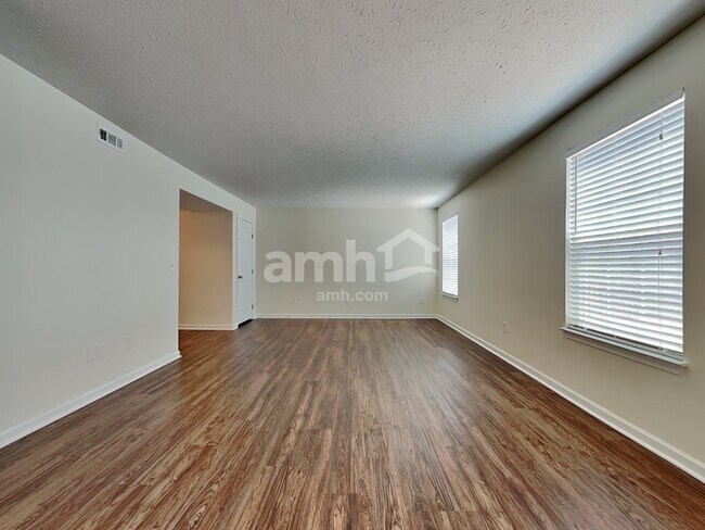 Photo - 371 Derby Ct