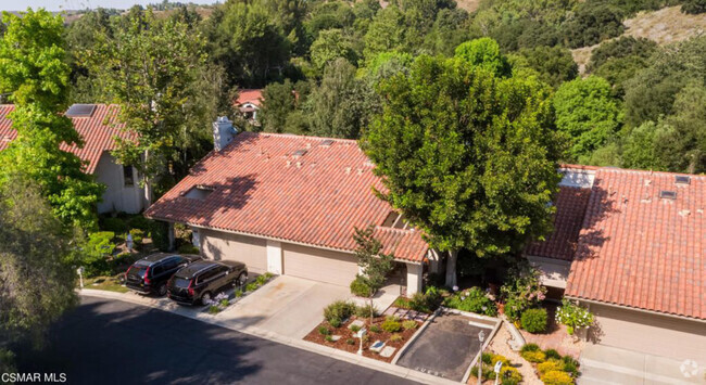 Building Photo - 778 N Valley Dr Rental