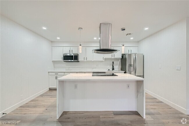 Building Photo - 4330 Sandy River Dr Unit 86 Rental