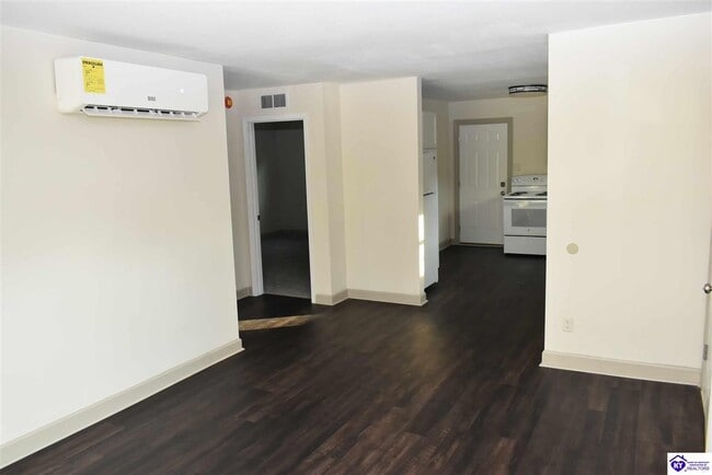 Photo - 1177 Evelyn Dr